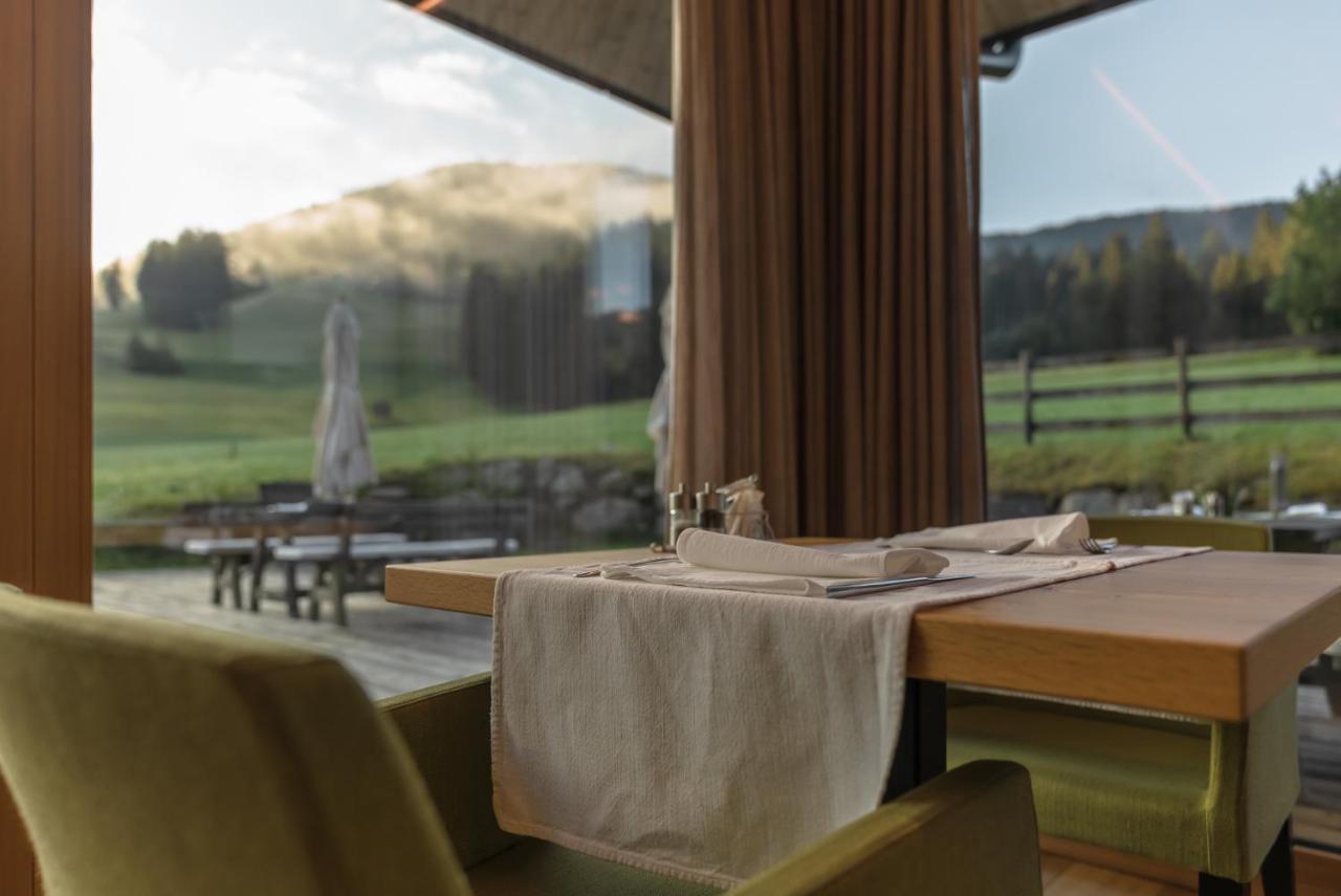 Joas Natur.Hotel.B&B San Candido Ngoại thất bức ảnh