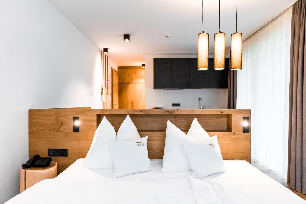 Joas Natur.Hotel.B&B San Candido Ngoại thất bức ảnh