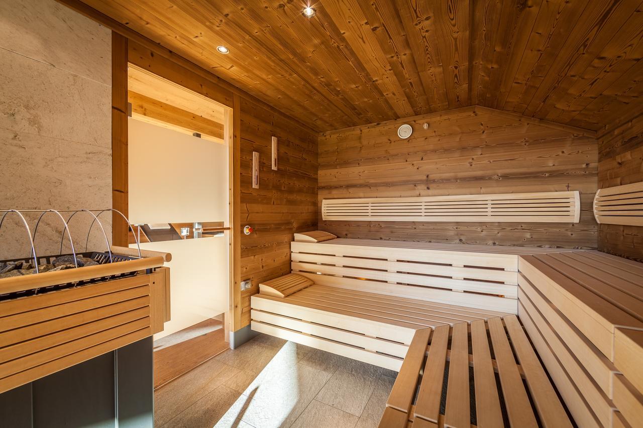 Joas Natur.Hotel.B&B San Candido Ngoại thất bức ảnh