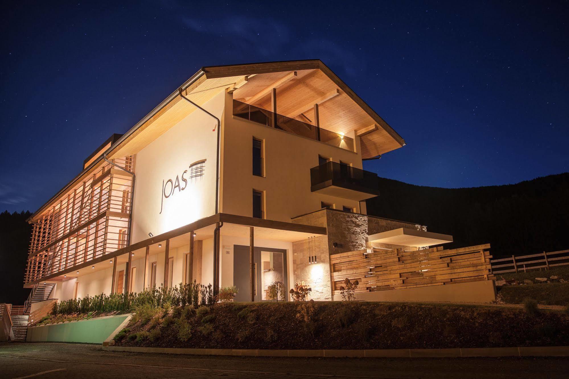 Joas Natur.Hotel.B&B San Candido Ngoại thất bức ảnh